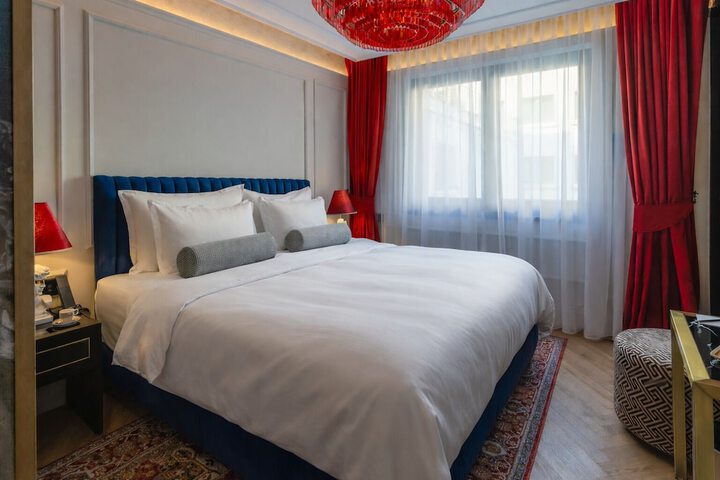 Room 28 of 59