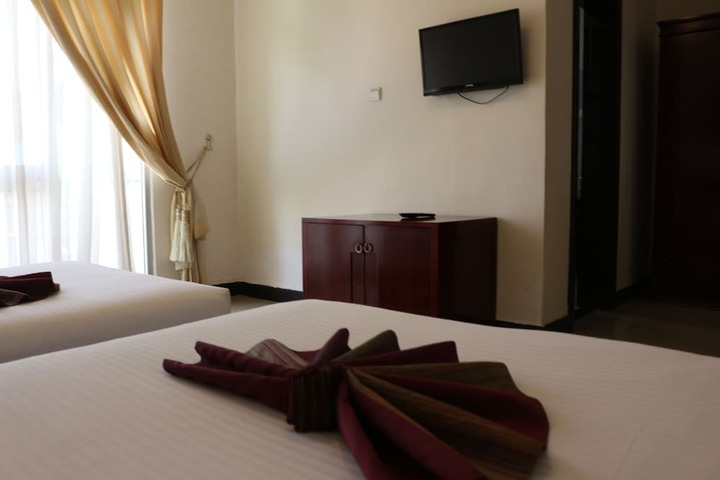 Room 15 of 22