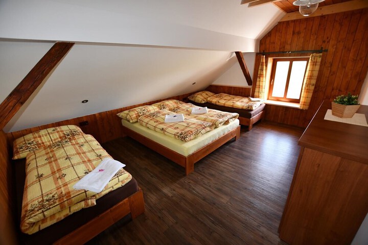 Room 2 of 12