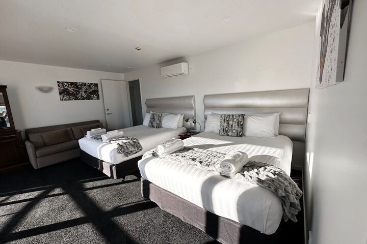 Room 20 of 77