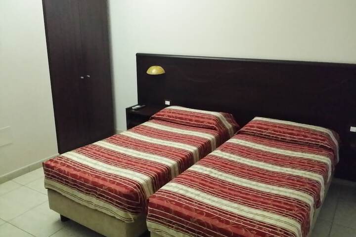 Room 14 of 63