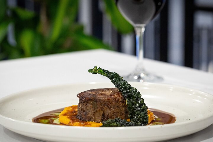 Dining 40 of 63