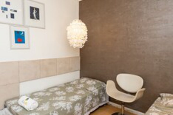 Room 21 of 35