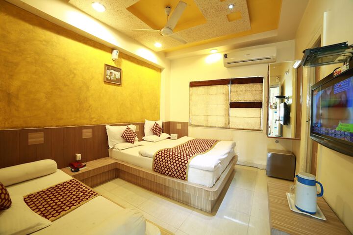 Room 12 of 57