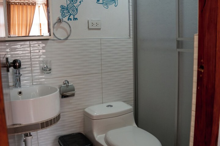 Room 120 of 182
