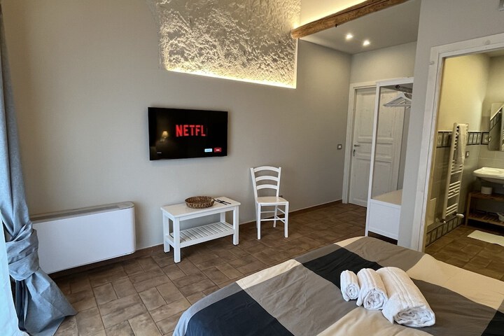 Room 17 of 58
