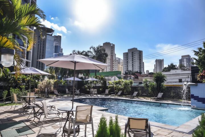 Hotel with Pool