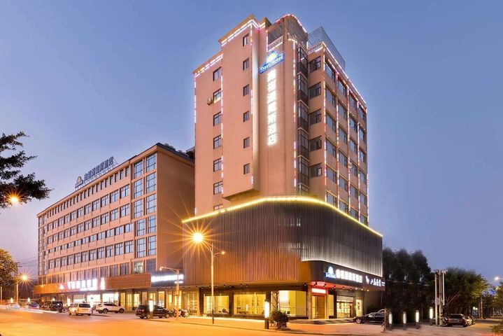 Hotel 16 of 17