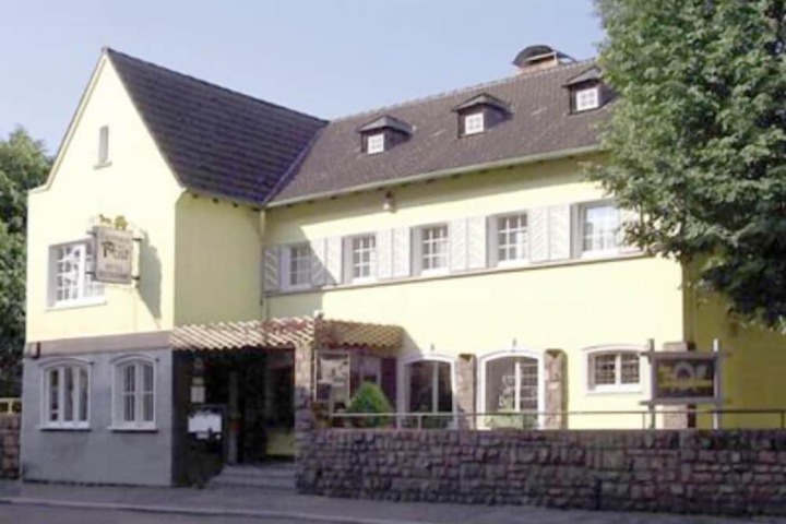 Hotel Die Post in Bürgel GmbH in Offenbach am Main