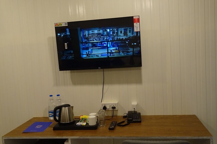 Room 10 of 35