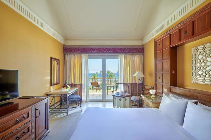Room 27 of 119