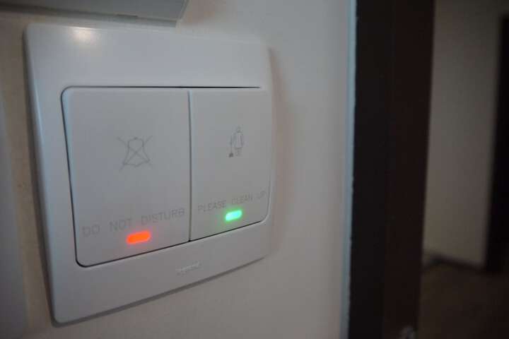 Room 33 of 50