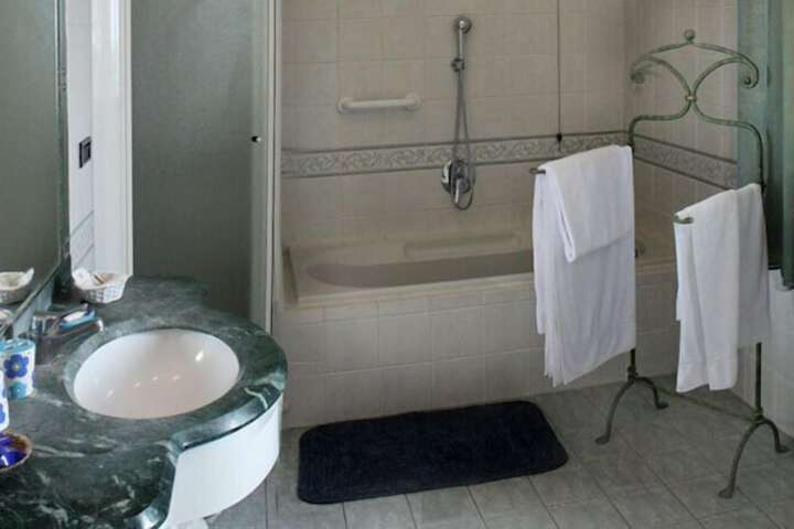 Clean Restrooms