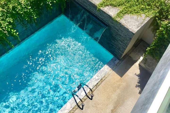 Pool 54 of 83