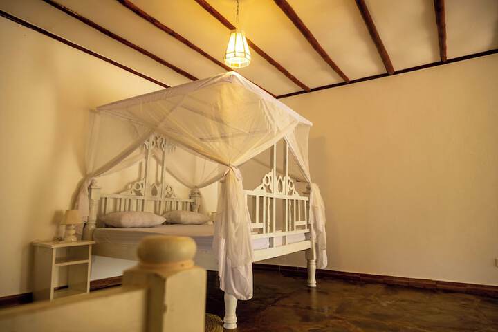 Room 2 of 15