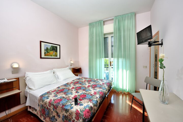 Room 7 of 46