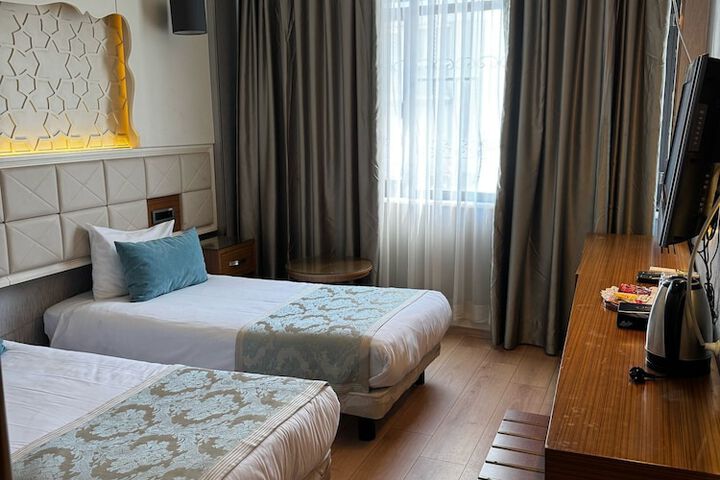 Room 16 of 46