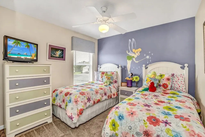 Room 5 of 31