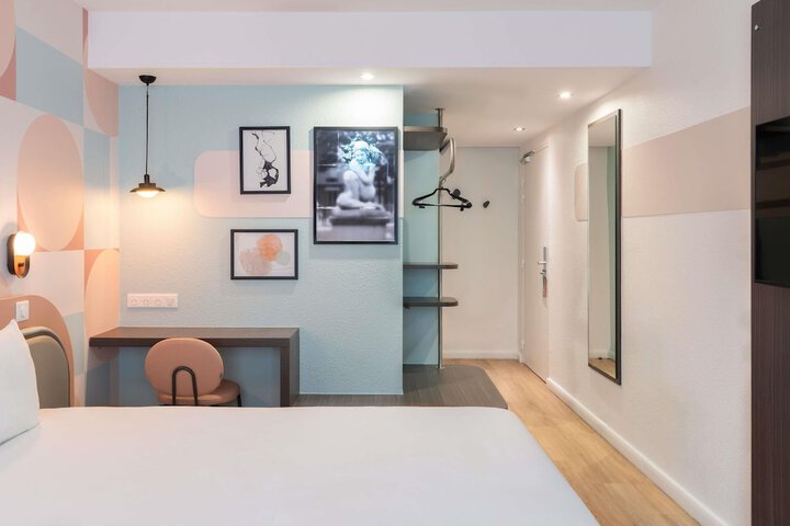 Room 29 of 84