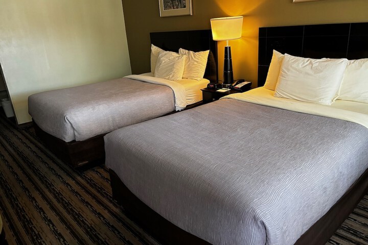 Room 3 of 26