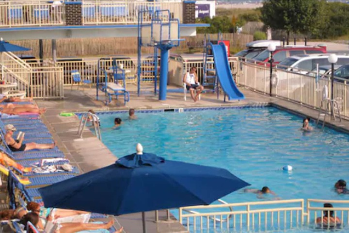 Pool 192 of 216