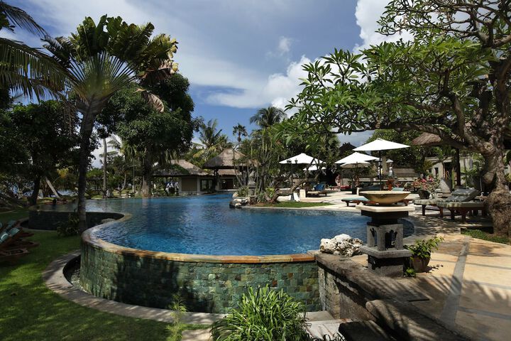 Pool 62 of 110