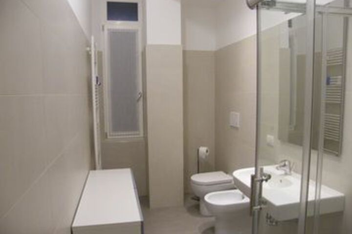 Room 3 of 25