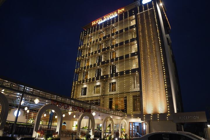 Hotel 37 of 38