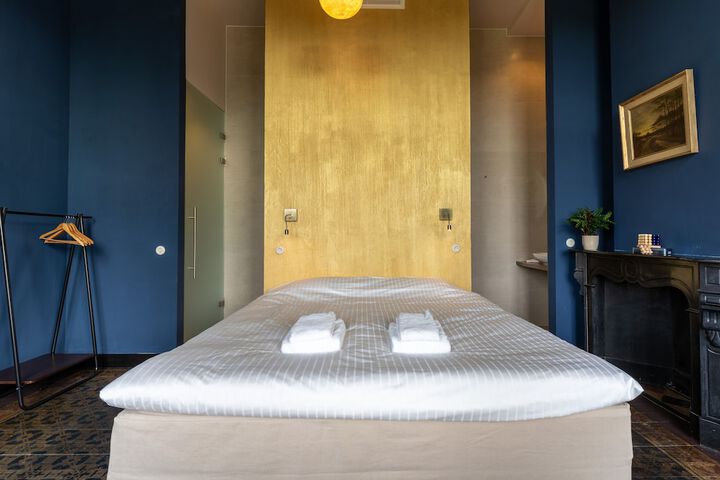 Room 17 of 58