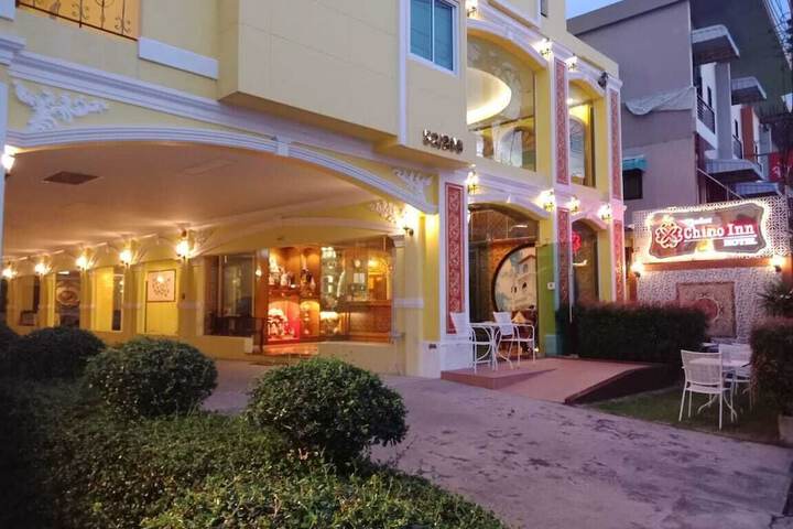 Hotel Exterior 86 of 105