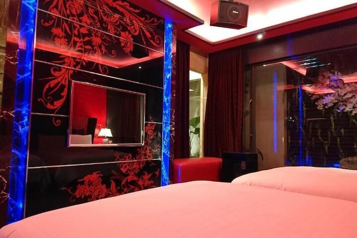 Room 15 of 56