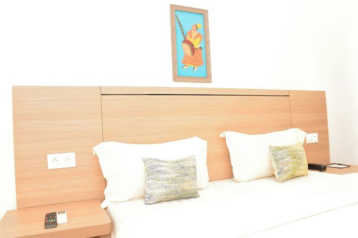 Room 21 of 74