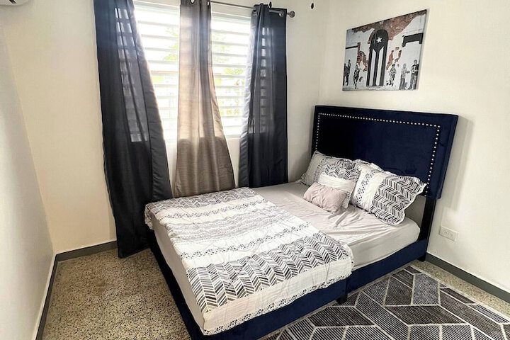 Room 2 of 20