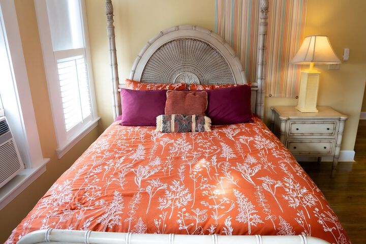 Lodge Premium Cabin Queen Bed (39 of 79)