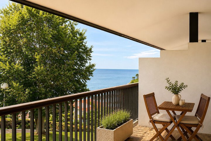 Terrace/Patio 23 of 60