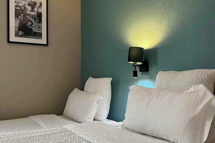 Room 5 of 55