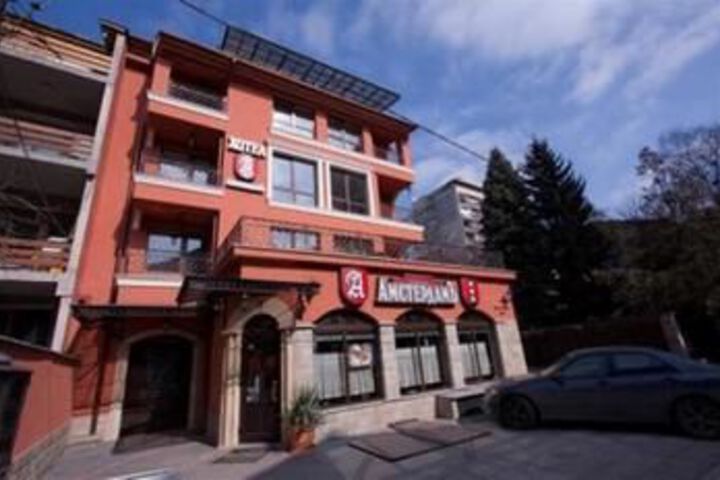 Hotel 11 of 53