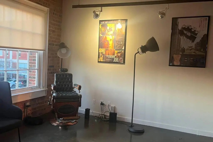 Room 11 of 13