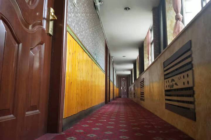 Hotel Interior 4 of 9