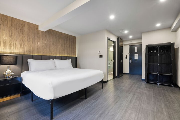 Standard | King Bed (15 of 42)