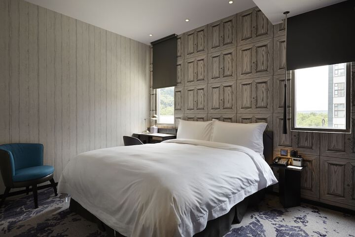 Room 12 of 61