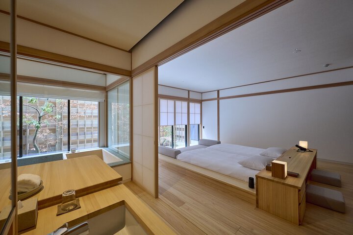 Room 8 of 71