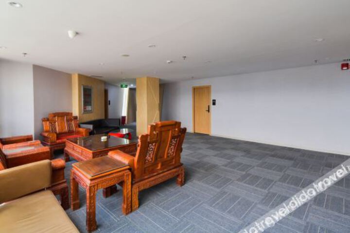Hotel Interior 10 of 25
