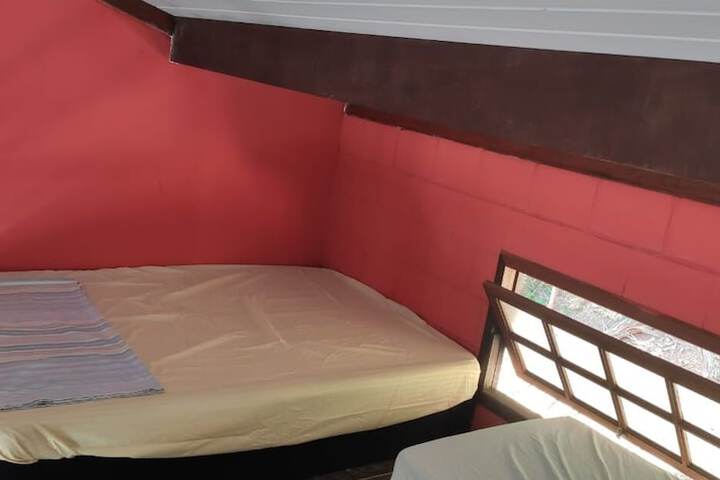 Room 4 of 29