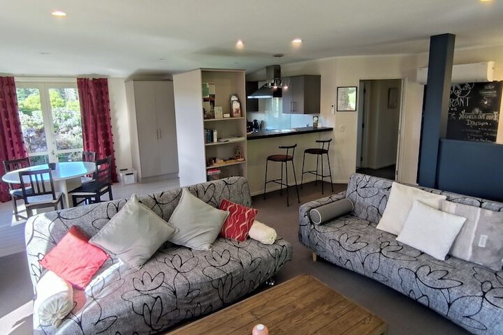 Room 5 of 52