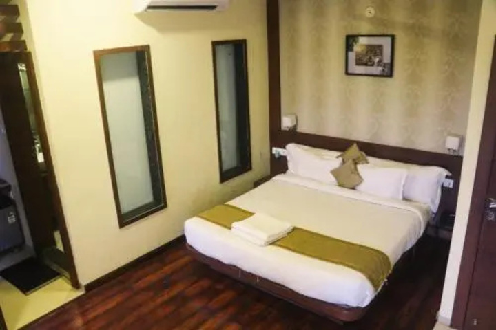 Room 2 of 21