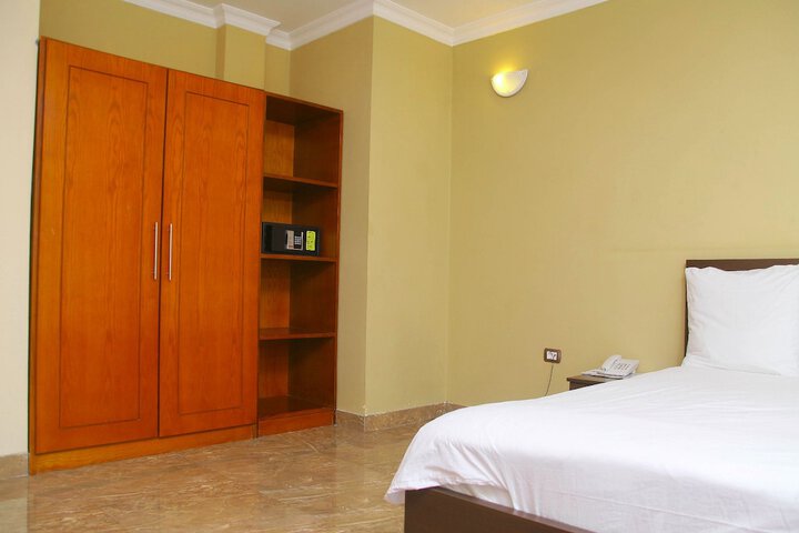 Room 26 of 55