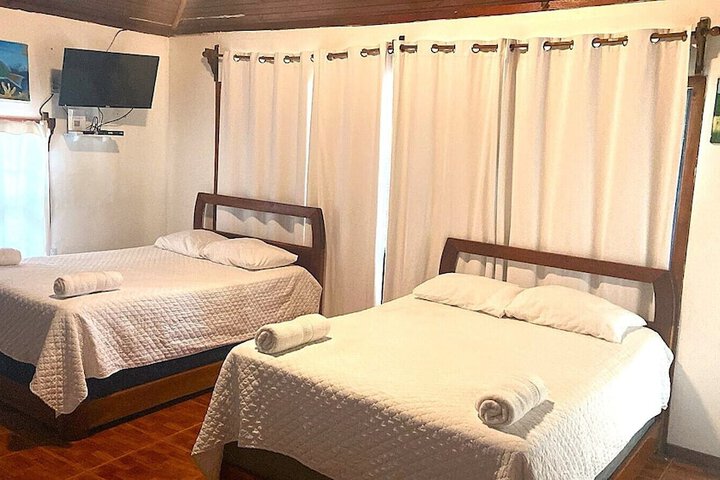 Room 9 of 82