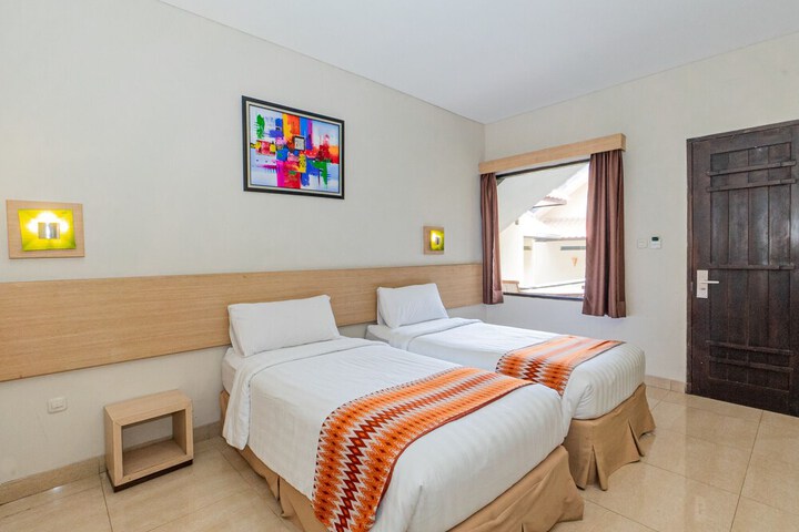 Room 42 of 111