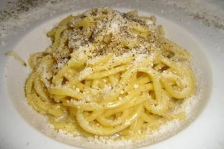 Dining 68 of 71
